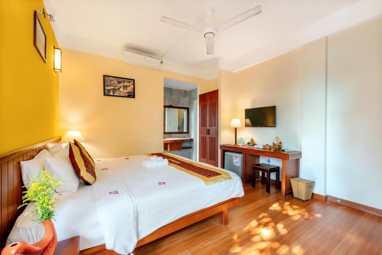 Riverside Oasis Hoi An Ancient Villa Exterior photo